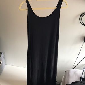 Black uniqlo dress